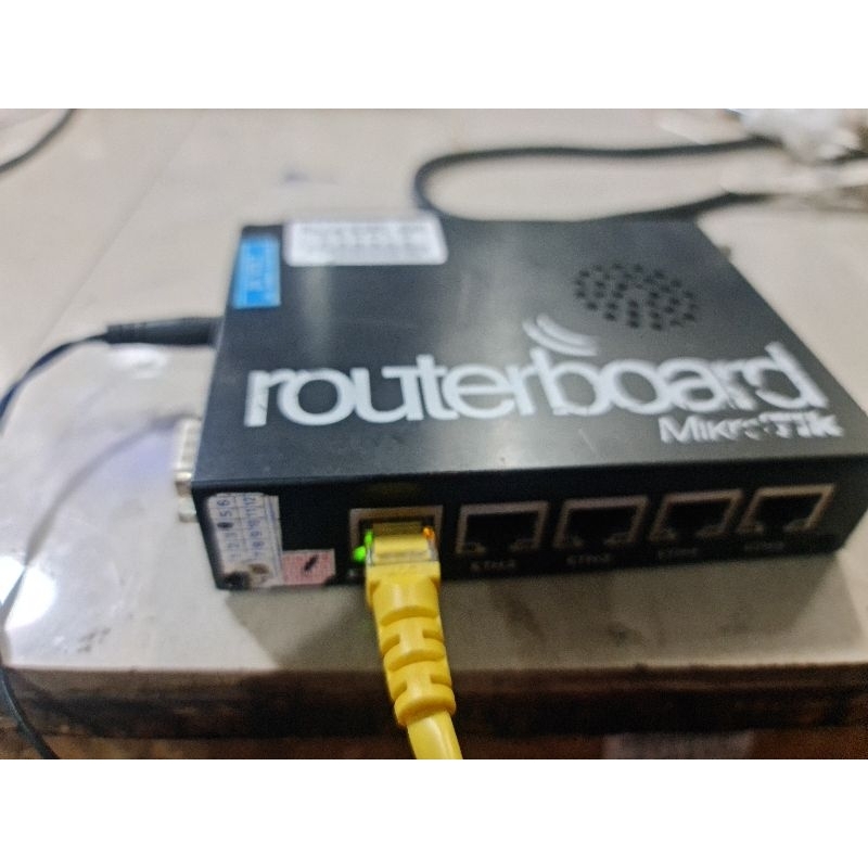 mikrotik rb450g gigabit normal