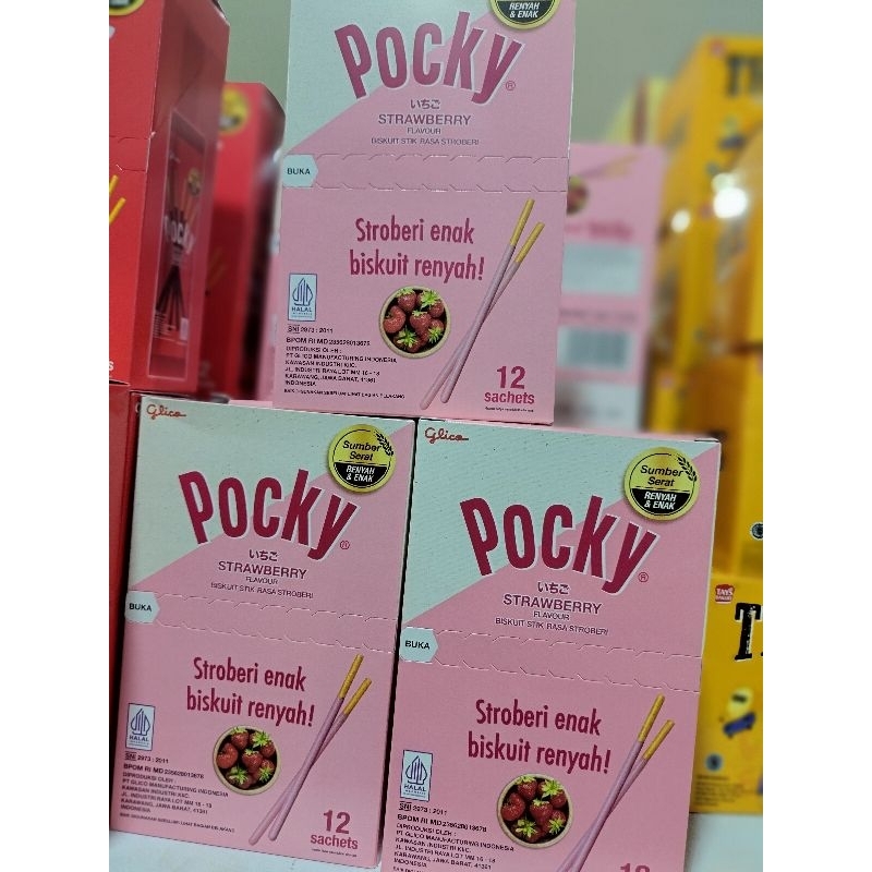 

Pocky coklat dan strawbery 1 box isi 12 sachet