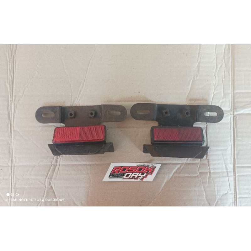 Pangkon Breket Dudukan Plat Nomor Belakang FIZ R Original Pangkon Dudukan Plat Nomor Belakang Yamaha