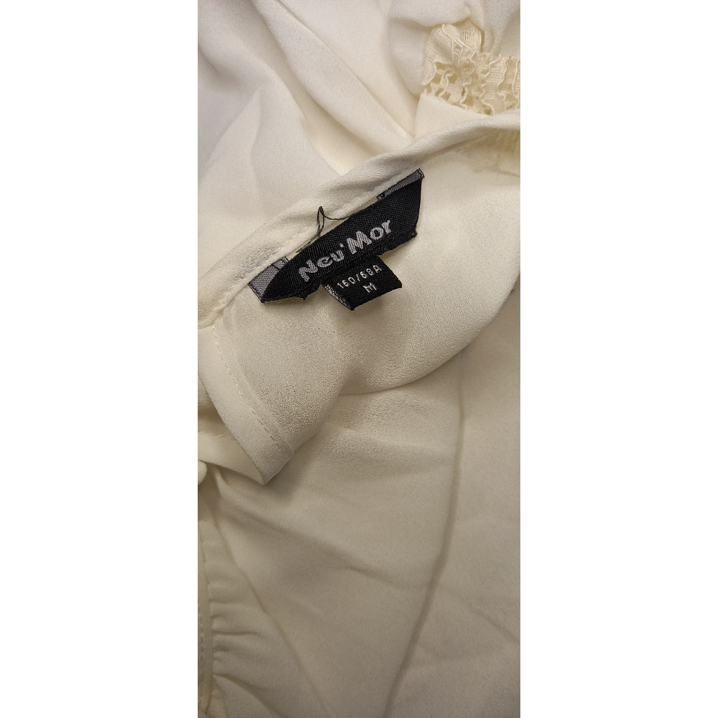 Neu'Mor Atasan Putih