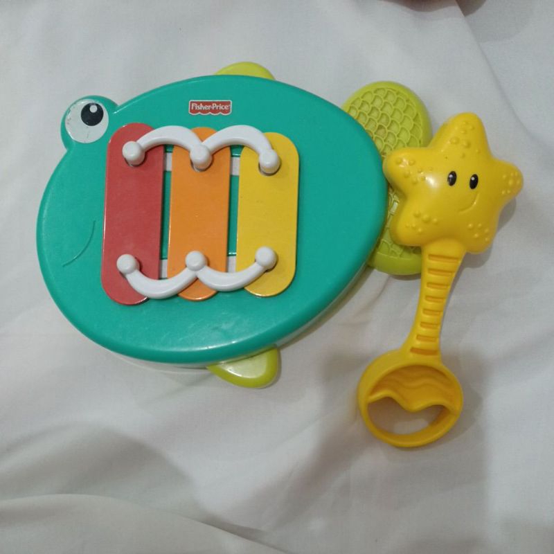 mainan musik fisher price xylophone