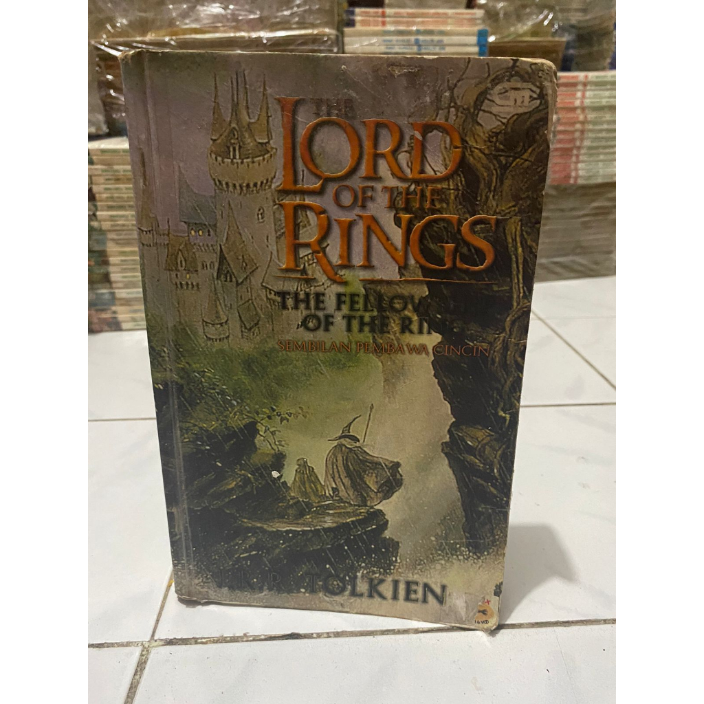 Novel Lord Of The Rings - JRR Tolkien