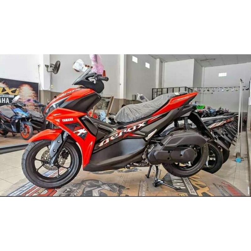 STRIPING YAMAHA AEROX 2023 merah