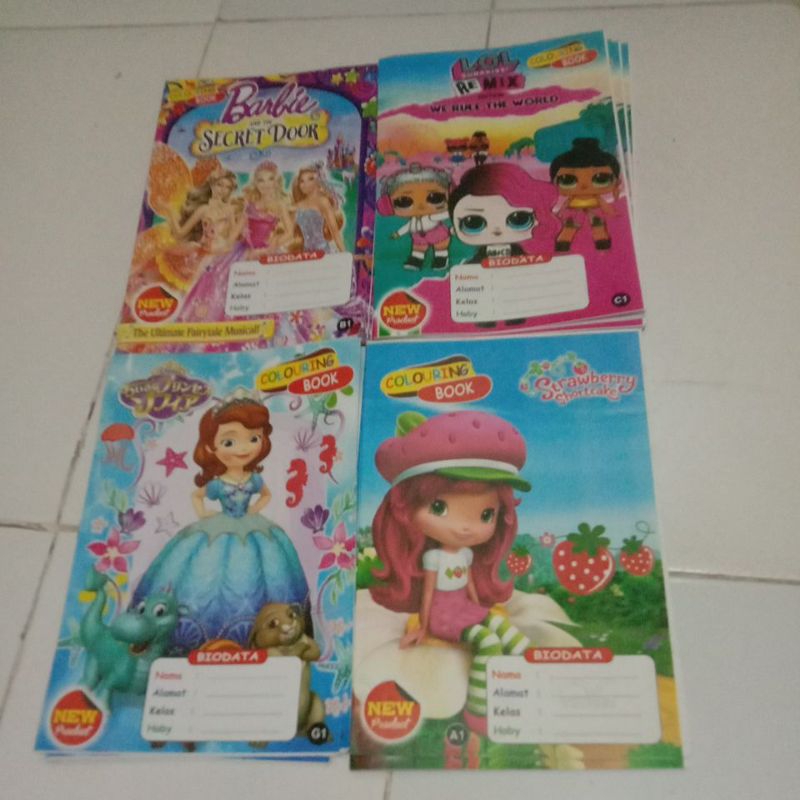 

Buku mewarnai karakter cewek