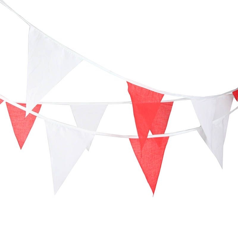 BENDERA SEGITIGA MERAH PUTIH / BENDERA CARNAVAL KAIN MERAH PUTIH