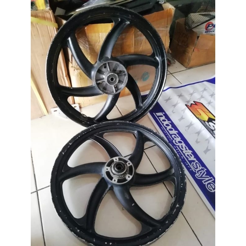 velg bekas supra old uk 160_185-16 model kitaco ring 16