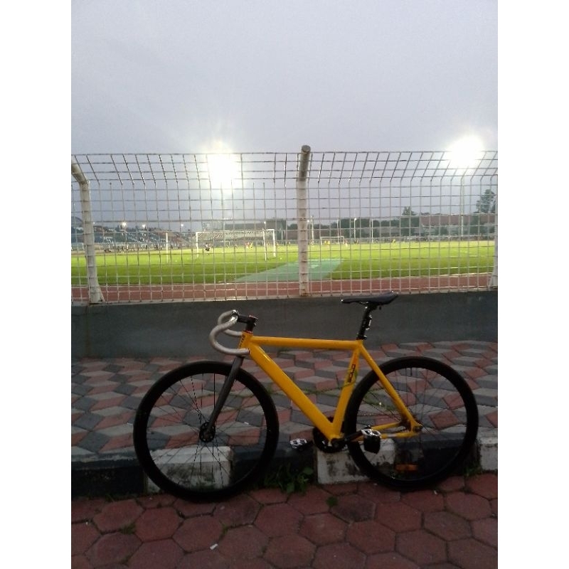 FRAME SOLOIST 77