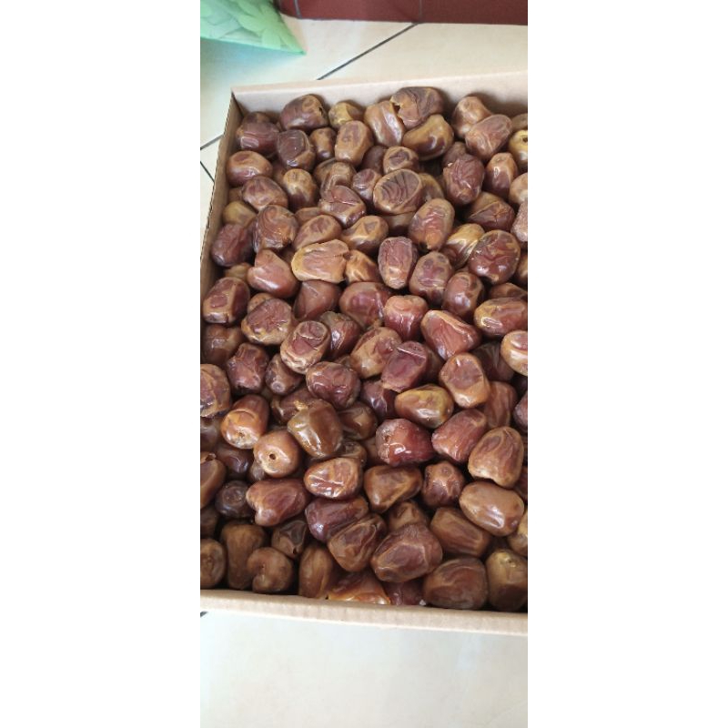 

kurma sukari / kurma raja 250gram