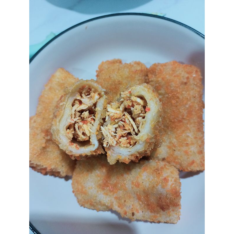 

Risoles isi ayam suwir pedas frozen