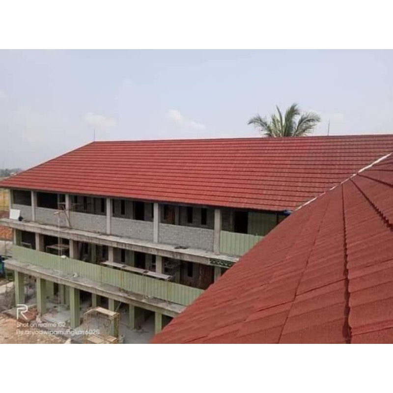 baja ringan terpasang