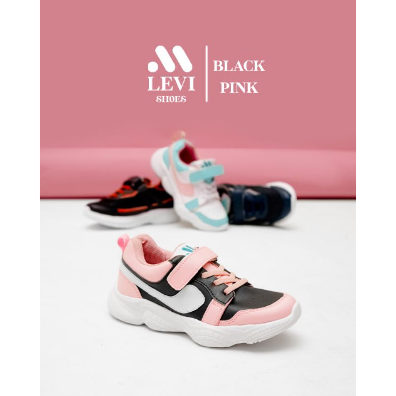 Levi Shoes by Miliqi