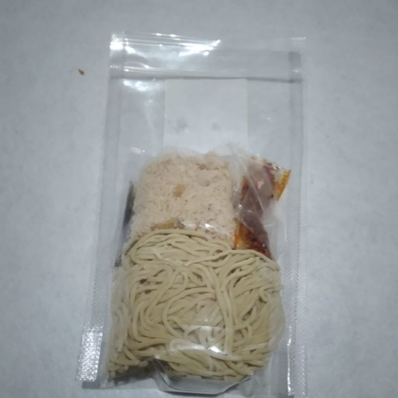 

Mie pangsit/cwie mie instan