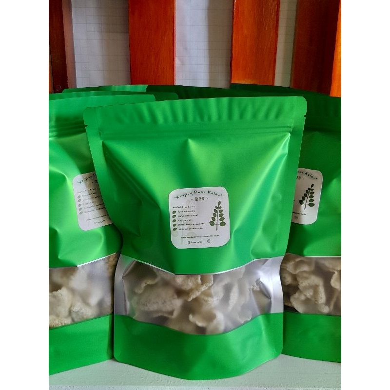 

KRUPUK DAUN KELOR PREMIUM