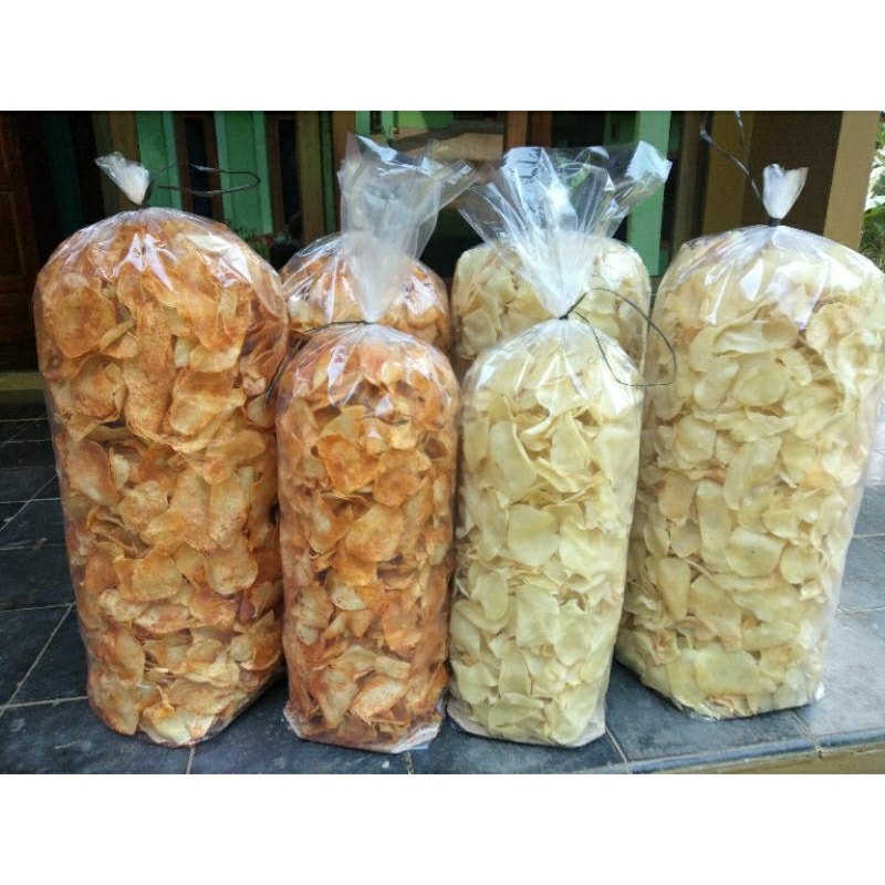 

keripik talas gurih renyah rasa asin, balado pedas, jagung manis