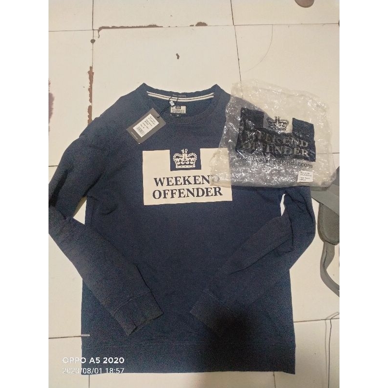 Crewneck Weekend Offender