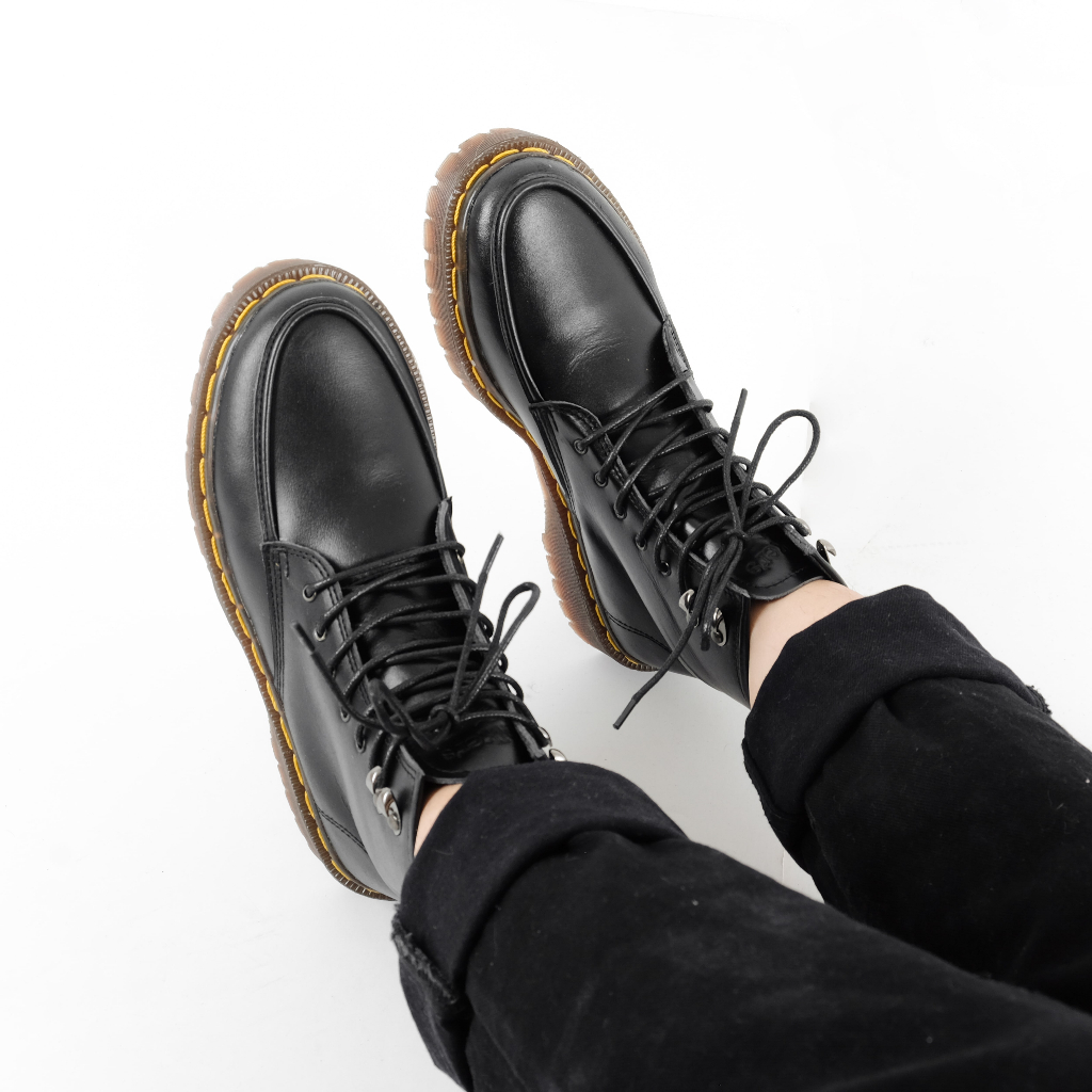 Sepatu Docmart Wanita Boots Kulit