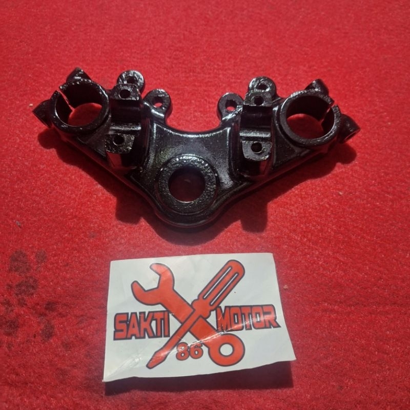 Segitiga Atas Shockbreaker depan GL Pro Original