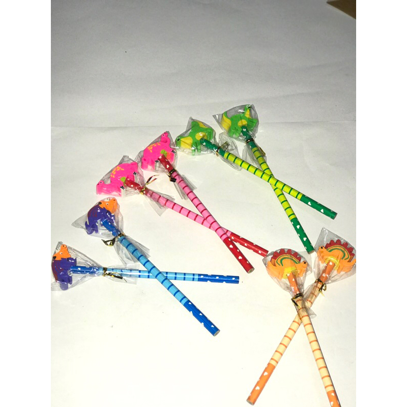 

Pensil stip boneka anak warna warni