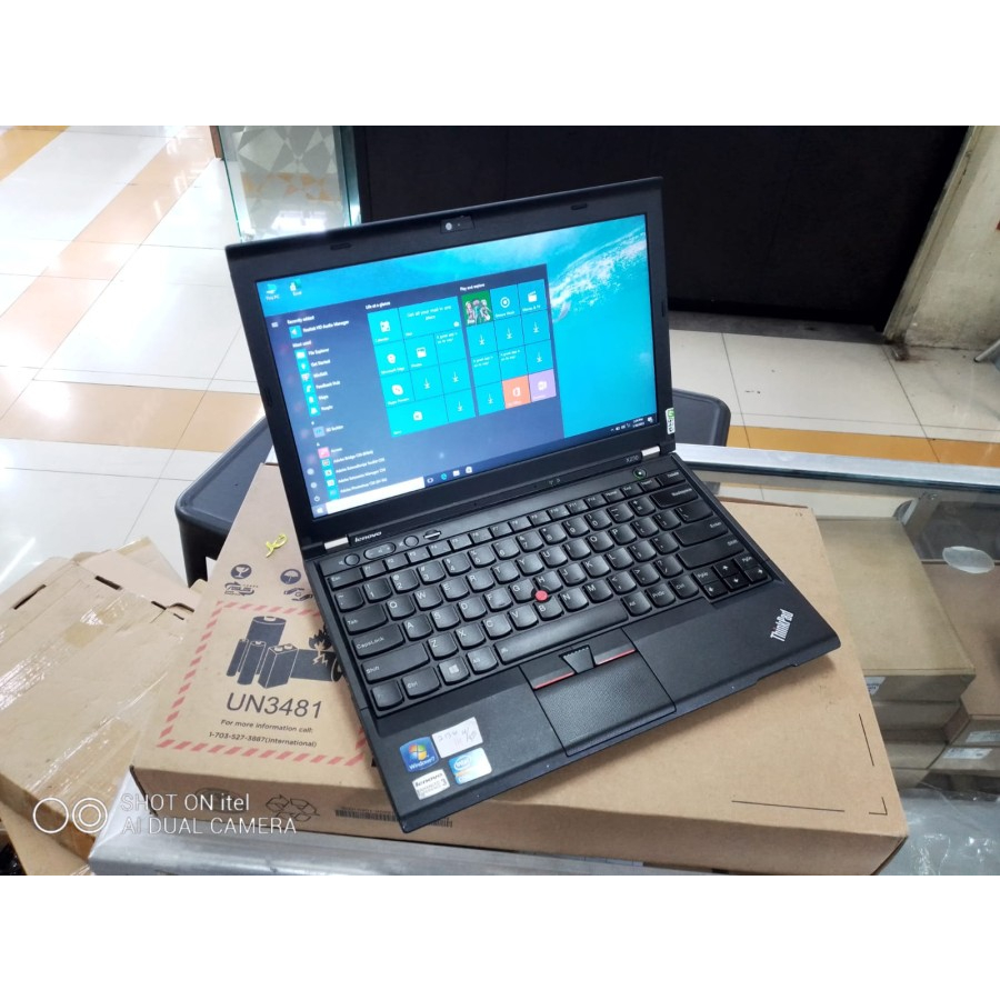 Laptop Notebook Core i5 Ram 4Gb HDD320 Gb inc Notebook Len * ovo