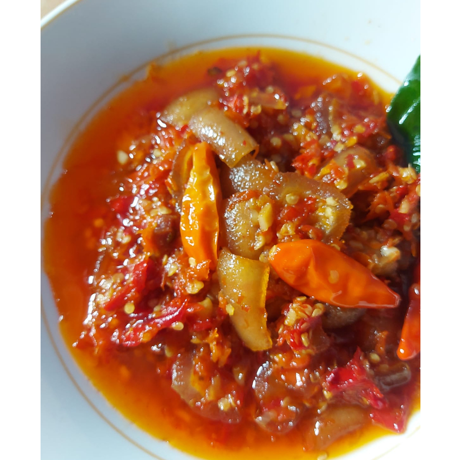 

Oseng mercon kikil +Tetelan / Sambel kikil / kikil sapi { extra pedas }