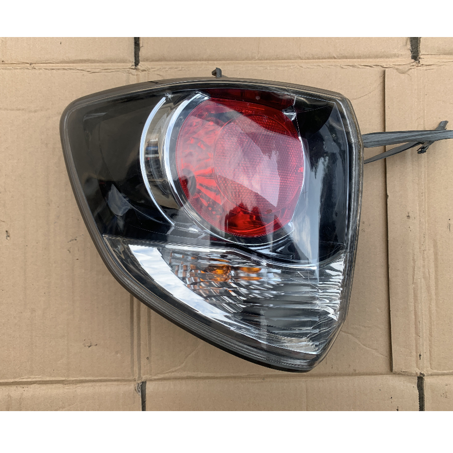 Stoplamp Lampu Belakang Fortuner 2012 - 2015 VNT Original KIRI LH BONUS SOKET