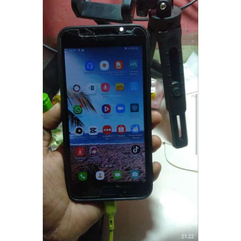 hp rusak lcd Samsung j7 duo