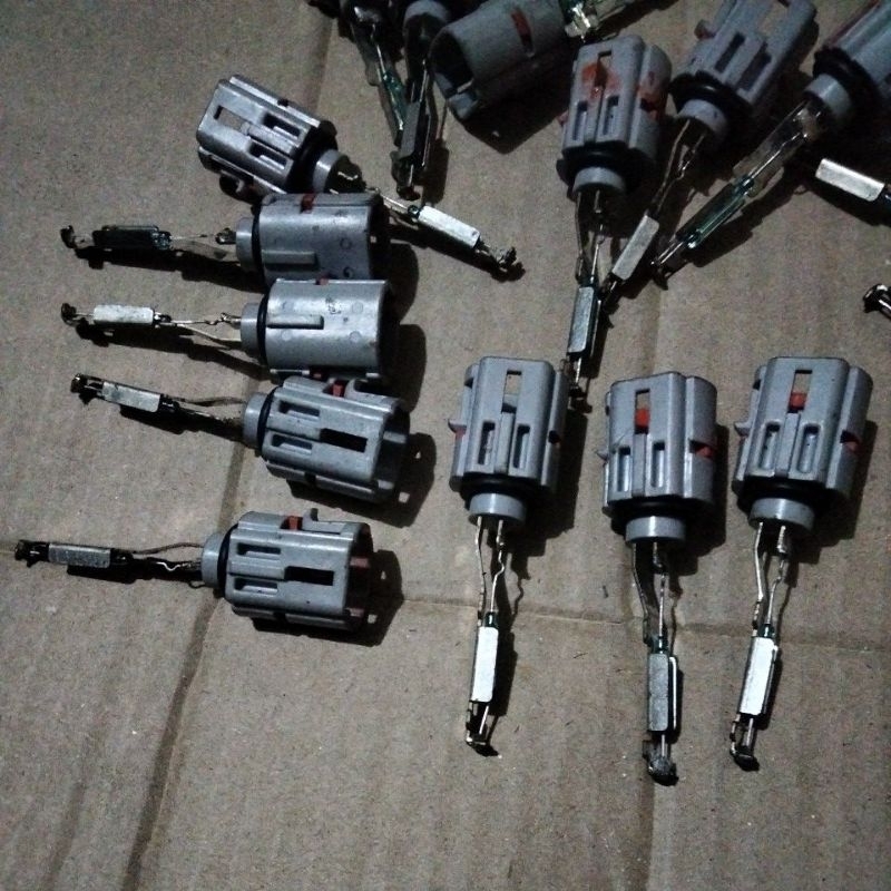 jual switch sensor pelampung minyak rem mobil Toyota Daihatsu original hrg satuan atau per pcs