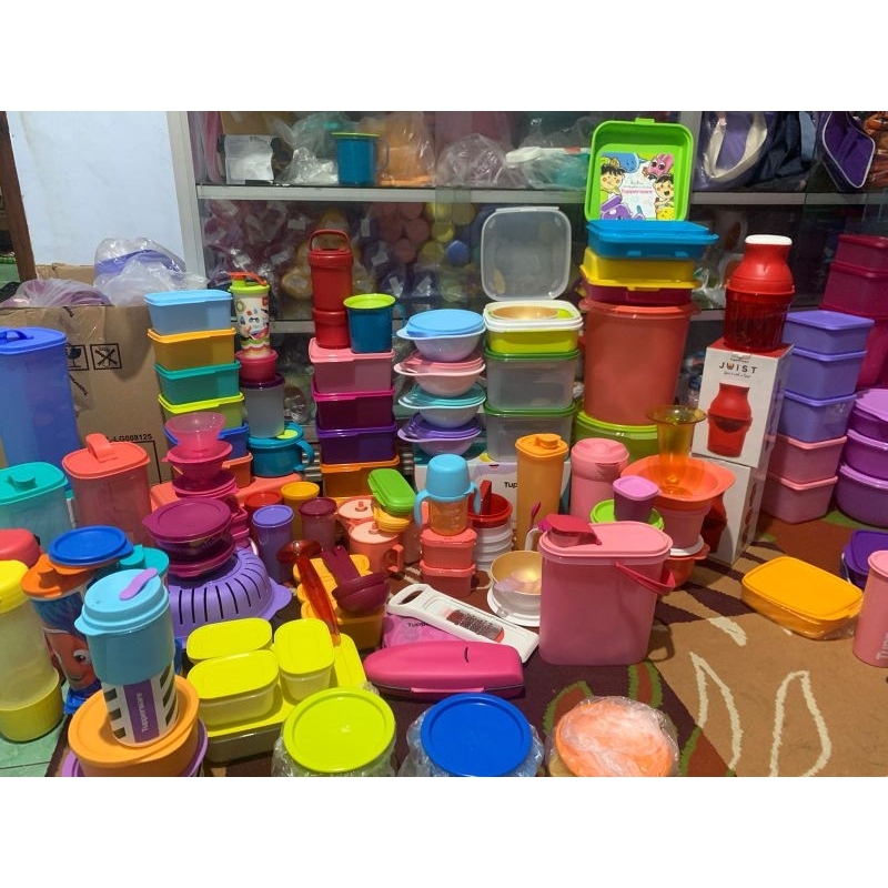 Tupperware Cuci Gudang