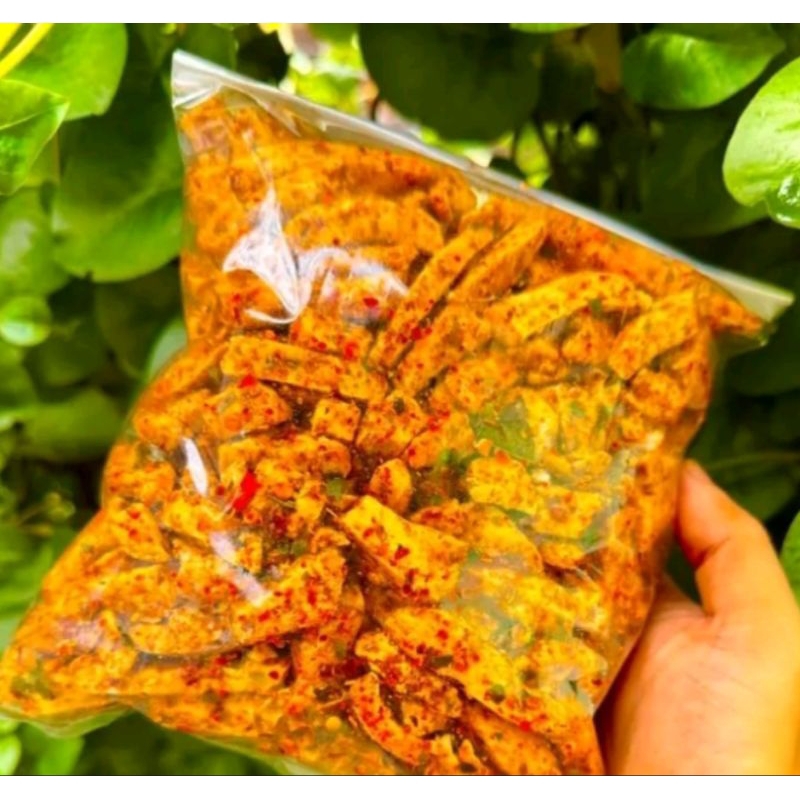 

kerupuk bastreng pedas daun jeruk