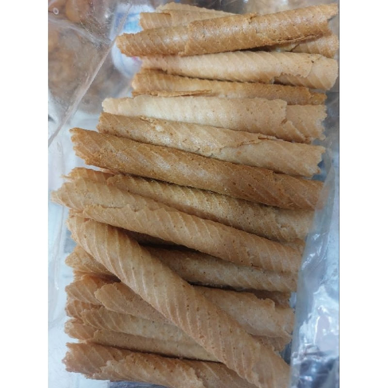 

Kue kering semprong gulung 250 gr