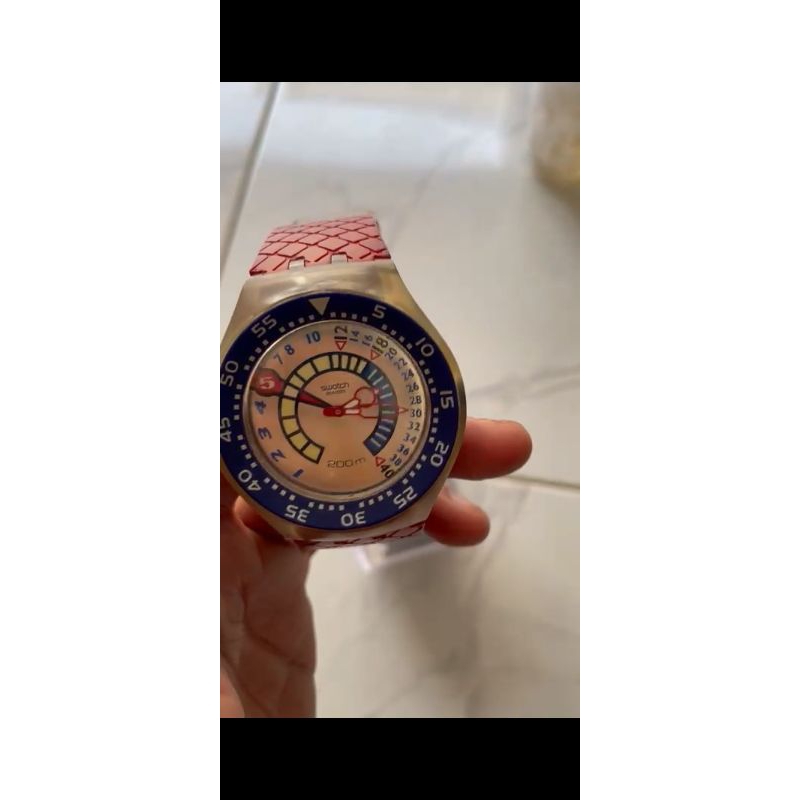 Swatch Fun Scuba Merah