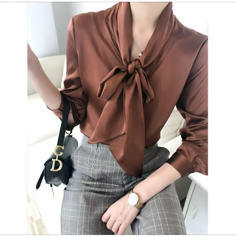 Korean Style Atasan Blouse Kemeja Casual Bahan Satin Silk Premium/ Atasan Wanita Basic Polos Terbaru