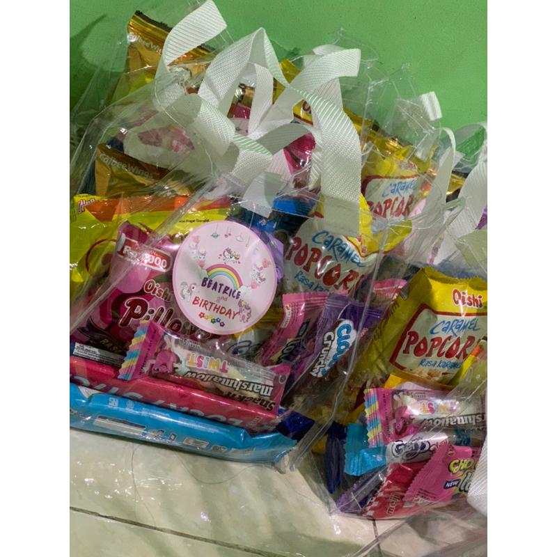 

Snack Birthday/ Snack Ulang Tahun/ Bingkisan Ulang Tahun Anak Dewasa/Request Snack