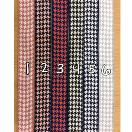 

1 YARD - 3.8 CM PITA MOTIF HOUNDSTOOTH | PITA KADO | PITA HAMPERS | PITA RAMBUT