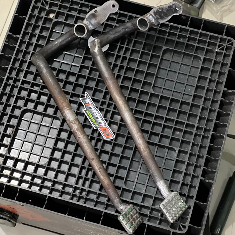 PEDAL REM M BMW PEDAL MMW TUAS REM BMW PNP CB PEDAL REM PNP CB PEDAL REM BMW PNP CB PEDAL REM BMW TU