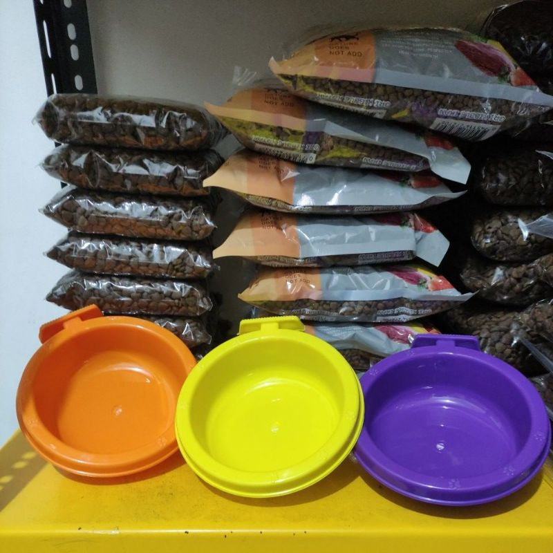 tempat makan gantung kucing anjing