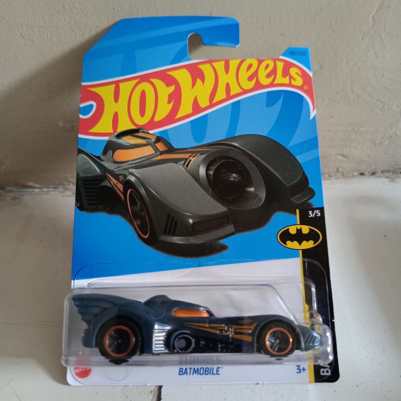HOT WHEELS BATMOBILE