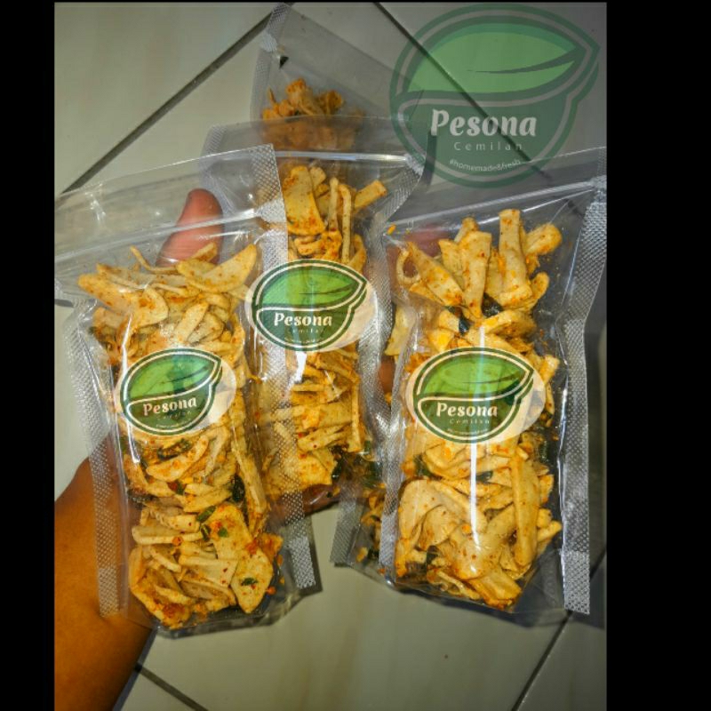 

Basreng stick Pedas Daun Jeruk