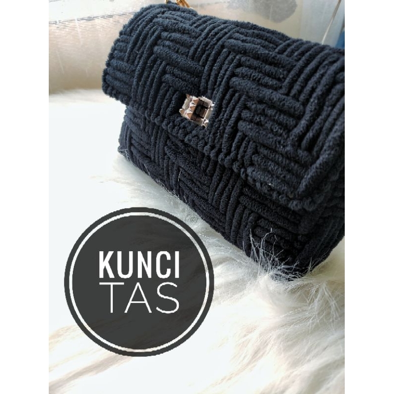 Kunci Tas Rajut