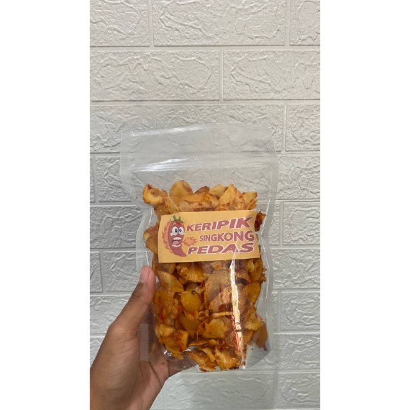 

Keripik Singkong Pedas Bersensasi Gurih Renyah dan Fresh 250gr