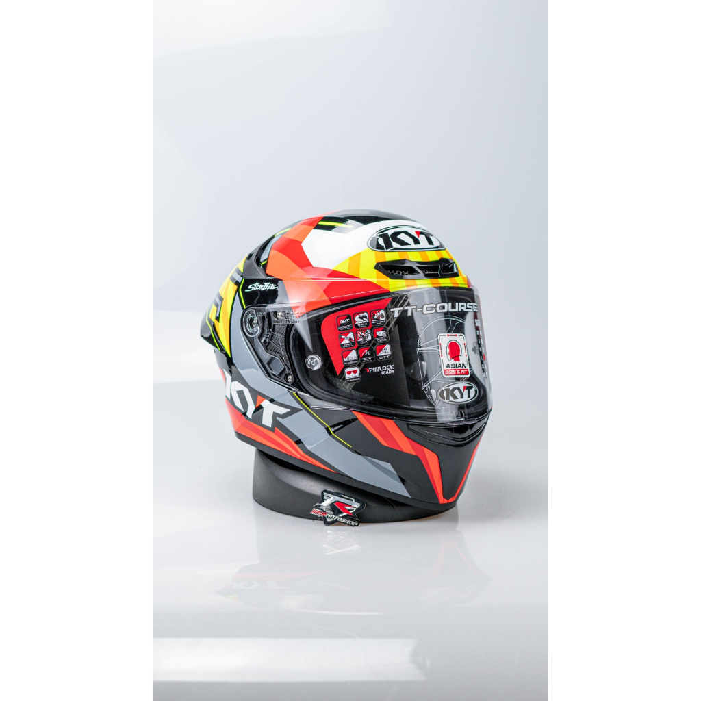 HELM KYT TT COURSE JAUME MASIA