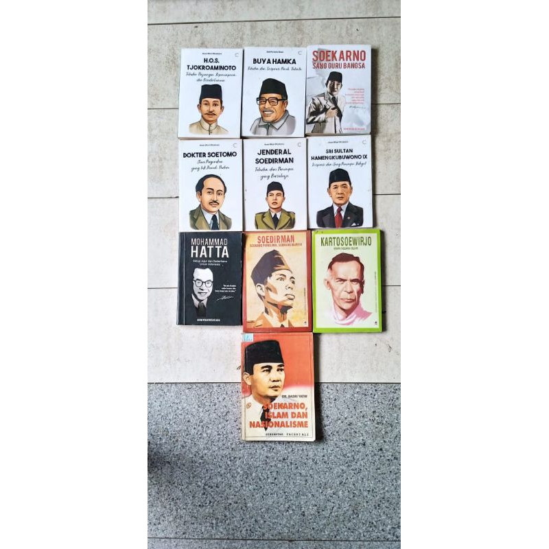 

buku buku pahlawan nasional