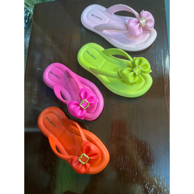 Sandal anak anak Jepit Pita jelly import terhits