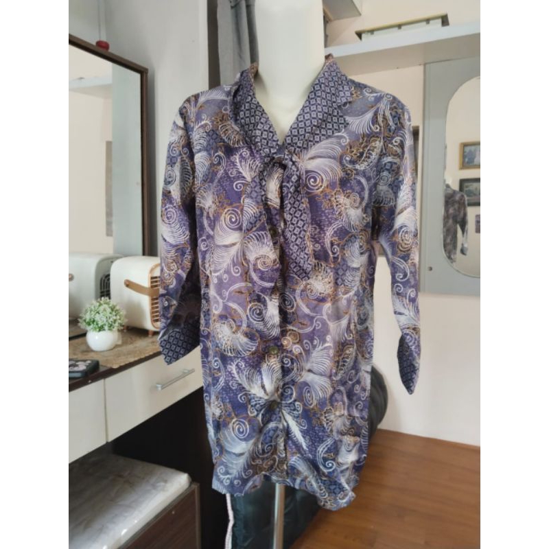 Kemeja Batik Cardigan Uniqlo