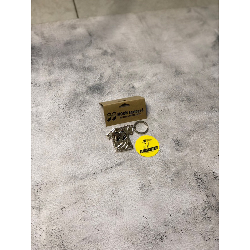 Mooneyes Equipped Metal T-shirt Key Chain Original