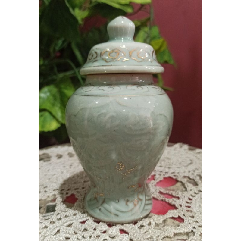 Guci antik rare langka Celadon motif timbul Naga mewah Mulus T:15cm