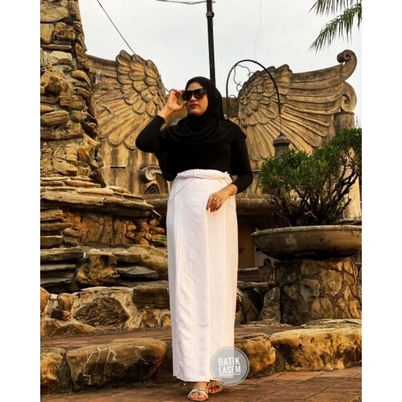 sarung gloyor pantai polos putih remaja / sarung gloyor/ sarung polos / sarung putih / sarung lasem 