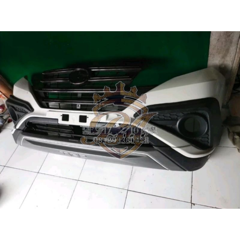Bemper Bumper depan set komplit Grill Toyota New Rush TRD