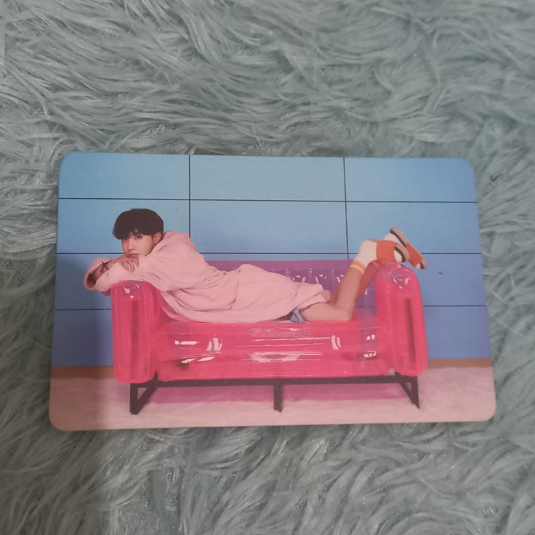 PC J-Hope Sharing Album BTS BE Deluxe