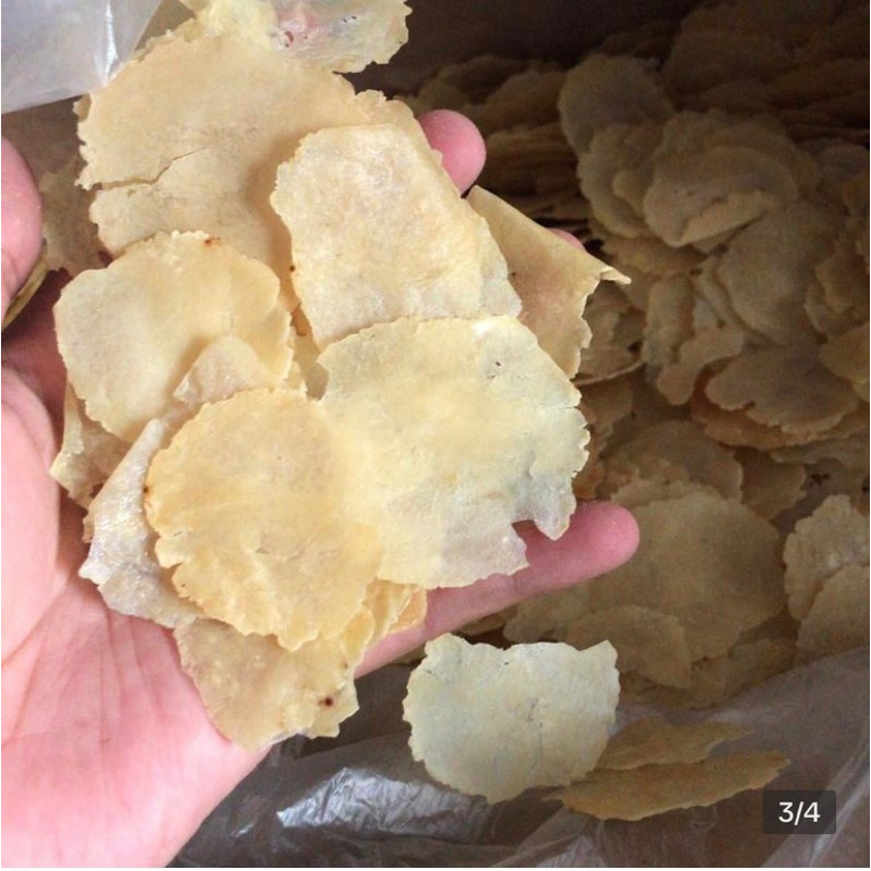 

KERUPUK MELINJO 1Kg